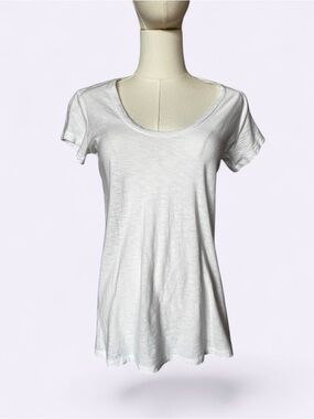 James Perse White Short Sleeve Tee Shirt Size 2 (medium)